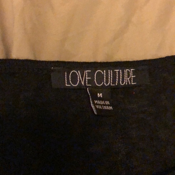 Top - Picture 3 of 4